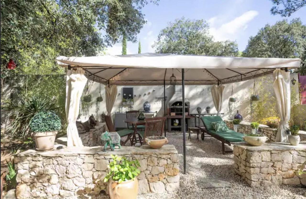 Les Jardins D'Holi Proche Uzes Acomodação com café da manhã Garrigues-et-Sainte-Eulalie Exterior foto